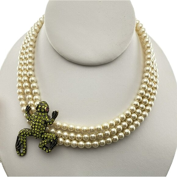 Heidi Daus Necklace Frog Toad Green Kissing Frog Pearl Crystal Triple Strand - Picture 3 of 15